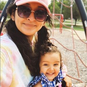 Meet your Posher, Elena